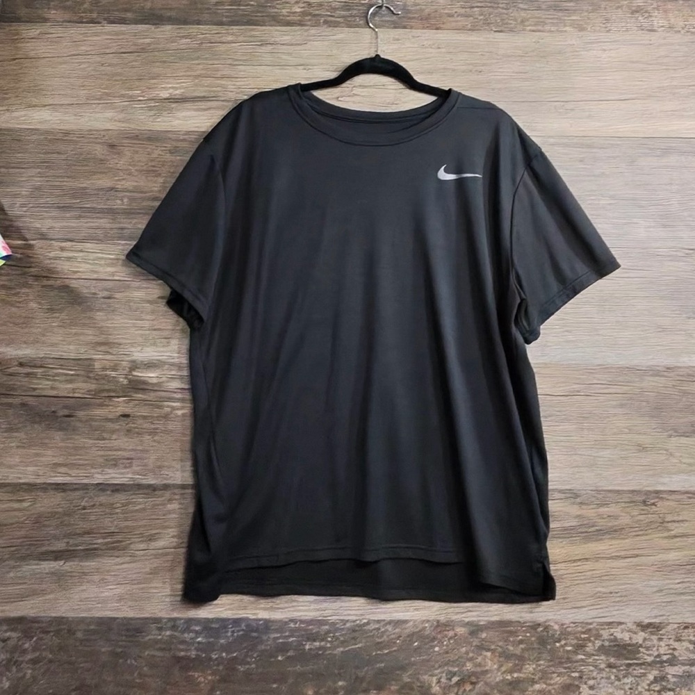 Nike Men's Black Short Sleeve‎ Tee